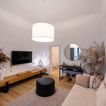 Dea Luxury Casa Vacanze- Zona Chiesa A Trullo - 알베르벨로 외부 사진