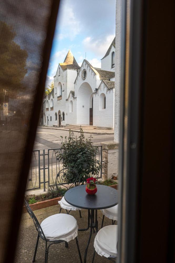 Dea Luxury Casa Vacanze- Zona Chiesa A Trullo - 알베르벨로 외부 사진