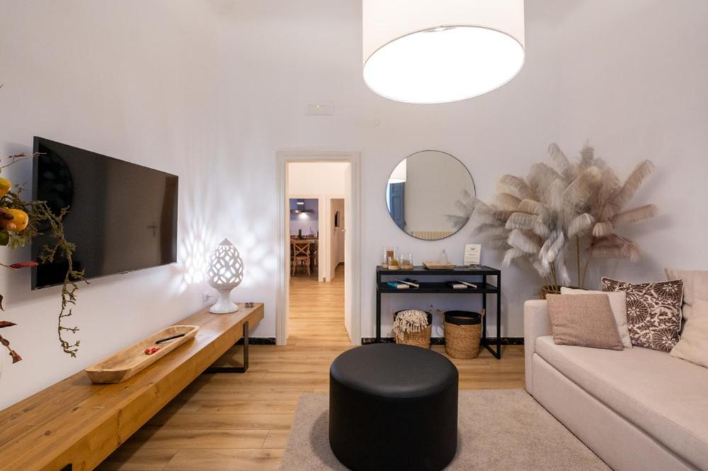Dea Luxury Casa Vacanze- Zona Chiesa A Trullo - 알베르벨로 외부 사진